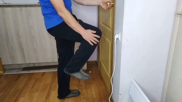 Приседания по Неумывакину. Использую только эту технику! смотреть онлайн