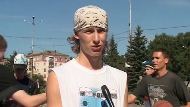 РЕТРО: Стритбол 13 08 в День города смотреть онлайн