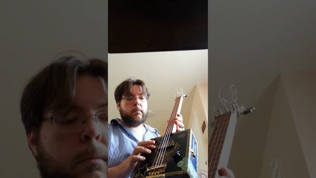 Tabak 4 - String Cigar Box Guitar смотреть онлайн