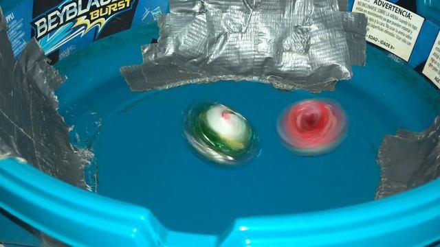 Blazing BoardSword VS My MetalBeyBlade (Infinity Nado vs BEYBLADE Metal) смотреть онлайн