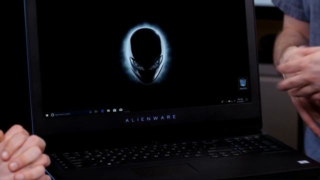 1 Cool Thing: Alienware 17 R5 смотреть онлайн