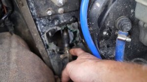 УАЗ ПАТРИОТ . СТУК В РУЛЕВОЙ КОЛОНКЕ УСТРАНЯЕМ  ЗА 20 МИНУТ.