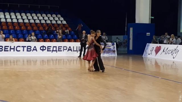 Первенство МФТС. 10 танцев. Румба смотреть онлайн