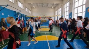 #Последний звонок#Вальс  выпускников 9-х классов МБОУ«Тепловская школа»