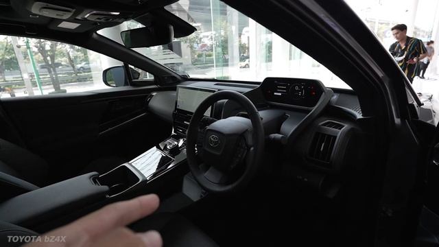 รีวิวเจาะลึก Toyota BZ4X AWD สเปคไทย 1.836 ล้าน แบต 71.4 KWh มอเตอร์คู่ 218 แรงม้า ภายในกว้างนะ แต่