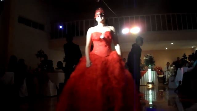 REYES DEL MUNDO (Romeo y Julieta) XV AÑOS PAOLA ABI смотреть онлайн