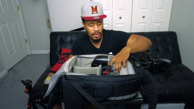 What's in my Camera Bag 2021 (Portrait Photography, Travel Vlogs, Youtube Content Creator) смотреть онлайн
