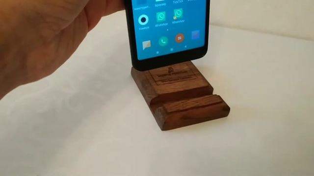 Подставка для телефона из дерева -1 смотреть онлайн