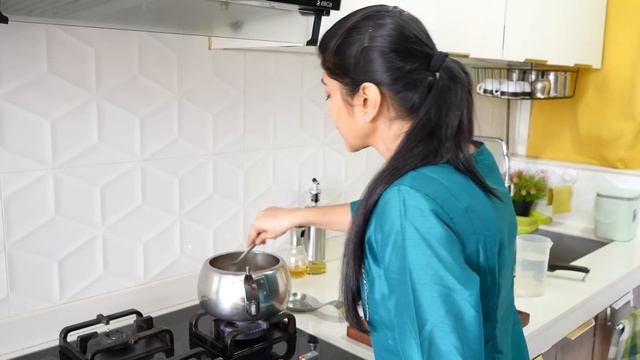 A Day in My Life, Tasty Lunch & My Haircare Routine- Reverse Hairfall with Ayurvedic Hair Growth Oi смотреть онлайн