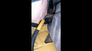 Замена лампы ближнего и дальнего света на Renault Kangoo 2008 года