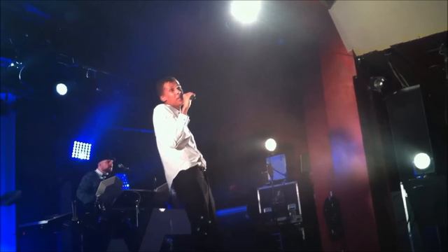 STROMAE "Formidable" live @ ASTRA Berlin 2014 HD 4/7 смотреть онлайн