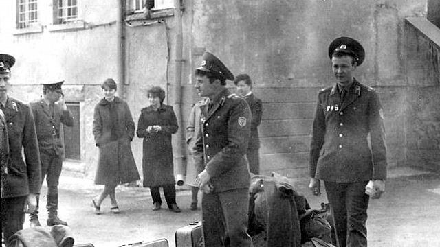 Д М Б смотреть онлайн