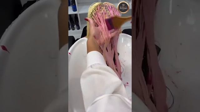 Caps indeed help to achieve the prettiest, multidimensional highlighted hair look!? смотреть онлайн