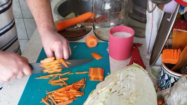 Нож Алексея Планетоплана. Капуста и морковка. часть 9 смотреть онлайн