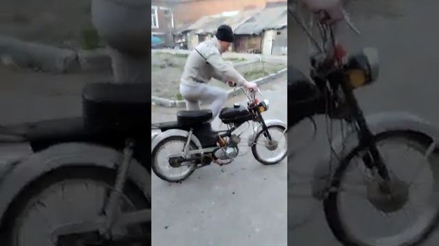 Спустя 30 лет на мопеде смотреть онлайн