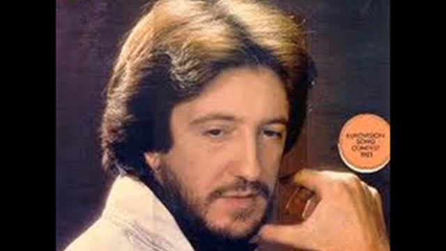 ΓΙΑΝΝΗΣ ΔΗΜΗΤΡΑΣ - ΑΣΠΡΑ ΚΑΡΑΒΙΑ смотреть онлайн