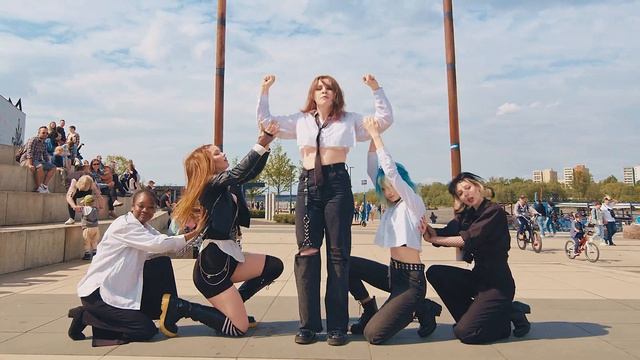 [KPOP IN PUBLIC | ONE TAKE] (여자)아이들((G)I-DLE) - 'TOMBOY' DANCE COVER by Moonlight Crew from Poland смотреть онлайн
