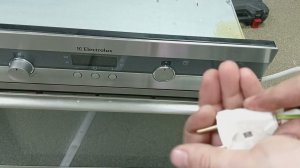 ремонт духового шкафа electrolux eob63100x не меняет температуру