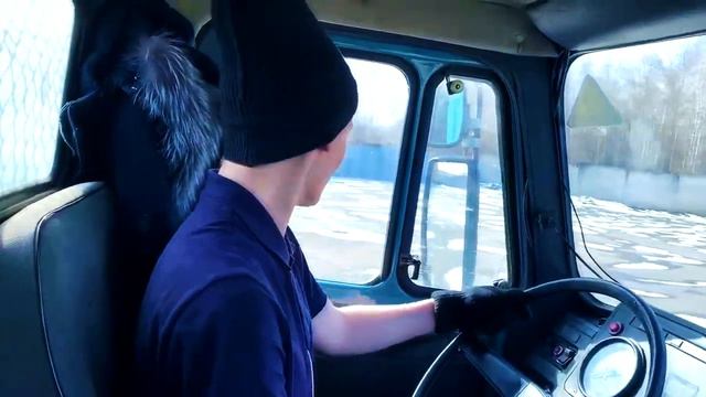 Когда ты сдаешь на права смотреть онлайн