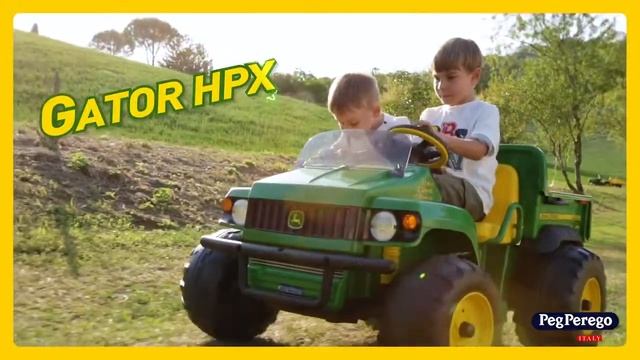Обзор детского электротрактора и электроэкскаватора John Deere от Peg Perego смотреть онлайн