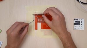 Пайка микросхемы с помощью паяльной пасты.