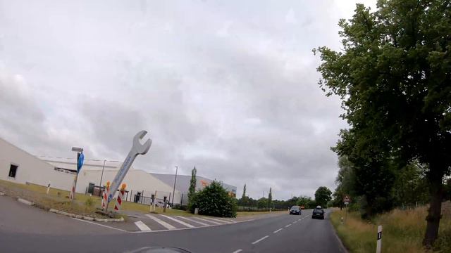 Мы на севере Германии.Начуем в городе Брауншвейг(Braunschweig). Мотопутешествие:более 2000км.Часть1 смотреть онлайн