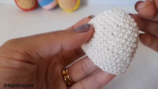 Conejito Llavero Amigurumi | Tejidosjoss смотреть онлайн