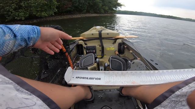 Kayak Fishing | Lightning Storm Fishing Day - OOW Outdoors смотреть онлайн