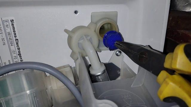 Як почистити фільтр клапана пральної машини Siemens Extraklasse смотреть онлайн