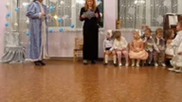 Детский сад № 54 группа "Ягодка" - Новогодний утренник смотреть онлайн