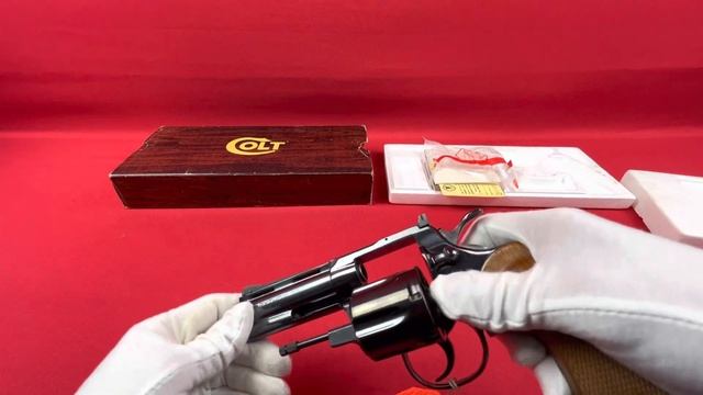 Colt Python 4” 357 Magnum Unfired смотреть онлайн