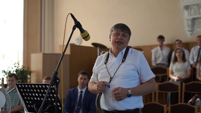 Владимир Якубович игра на шофаре "В час когда труба Господня" смотреть онлайн
