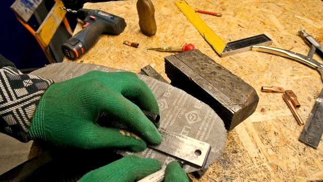 Простая идея для САМОДЕЛКИ! СВАРОЧНЫЙ АППАРАТ ИЗ НАСОСА СВОИМИ РУКАМИ! смотреть онлайн