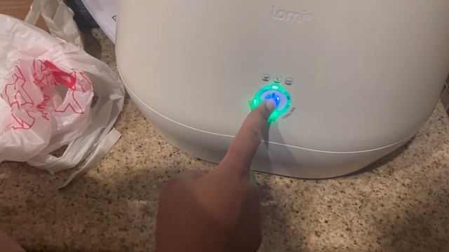 Turning our Kitchen Scraps into Fertilizer: Lomi Composter Review смотреть онлайн