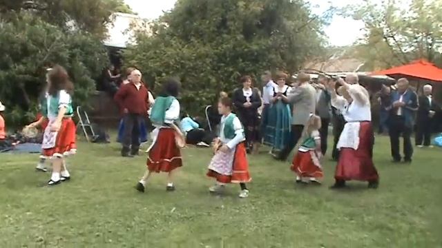 Italian Dance Mamma Mia! смотреть онлайн