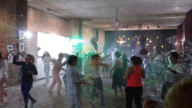 Zumba в арт-центре "Бронзовая лошадь" смотреть онлайн