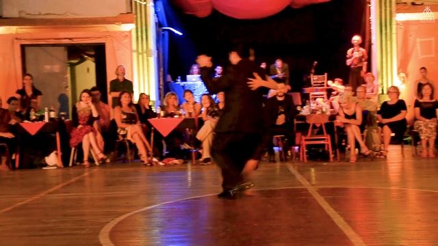 Carlitos y Agustina - Milonga Que Peina Canas (3/4) - Milongueros de Corazón смотреть онлайн