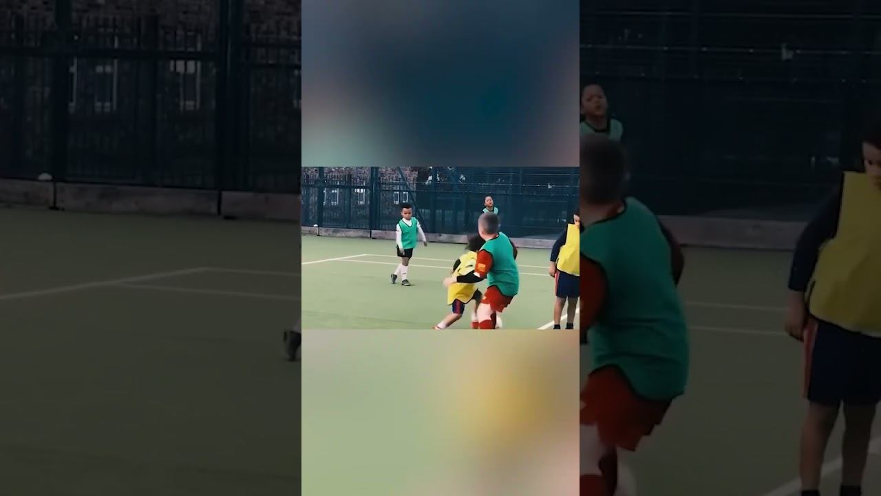 Даже Месси поразился этим ребенком смотреть онлайн