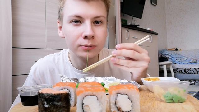 MUKBANG | РОЛЛЫ, ГУНКАНЫ, ЧУКА | МОЯ ПРАКТИКА НА СКОРОЙ ? смотреть онлайн