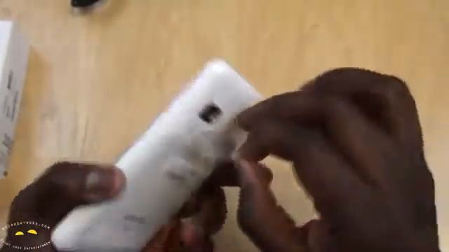 Samsung Galaxy Player 5.0 смотреть онлайн