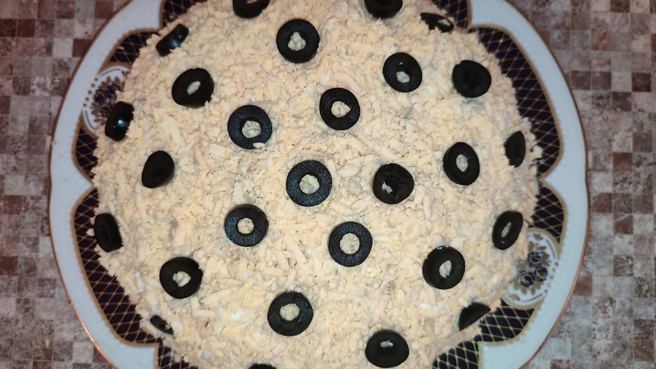 Салат "КОРОЛЕВСКИЙ". Подойдëт на любой праздничный стол. смотреть онлайн