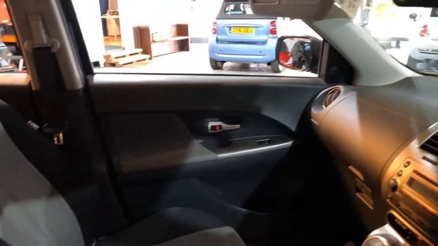 Toyota Urban Cruiser D-4D 4x4 1.4 Diesel 6speed Manual смотреть онлайн