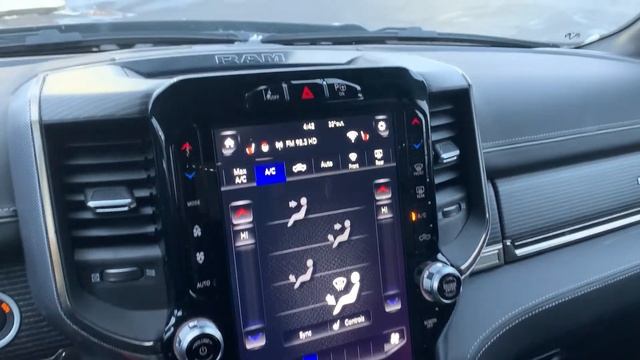 2021 RAM 1500 Limited Night Edition! Ecodiesel with RAM Air Suspension смотреть онлайн