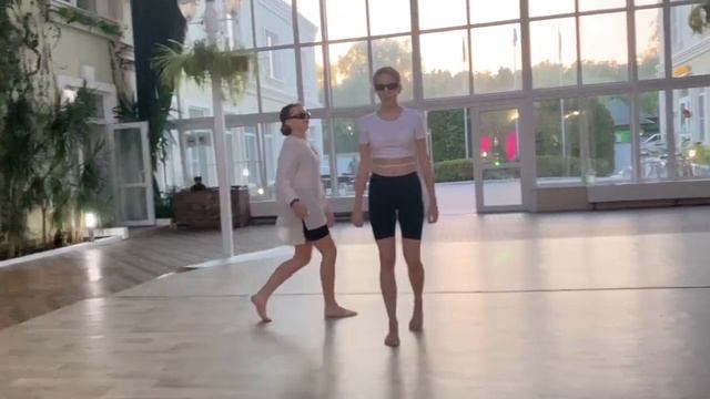 Шоу кейсы в Домодедово’23 смотреть онлайн