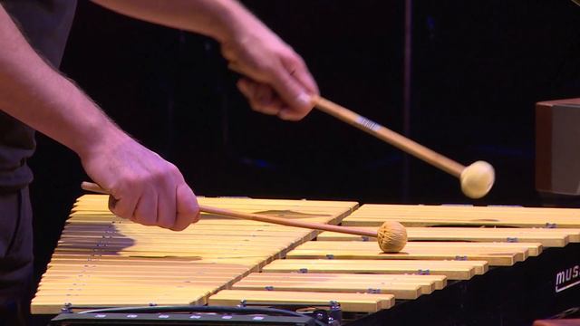 Neujahrskonzert aus der Kölner Philharmonie mit Frank Dupree und Repercussion смотреть онлайн