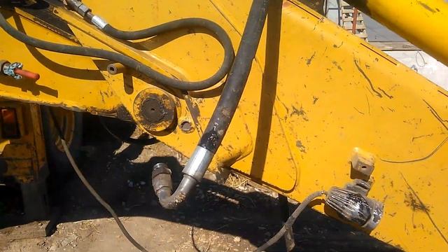 Процесс замены РВД. Как делают новые РВД. Для чего нужно менять рукава высокого давления. CAT JCB смотреть онлайн