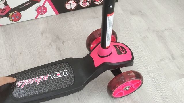 Cool Wheels Çocuk Scooter İnceleme - Test ve Montajı | LED Işıklı Twist 3 Tekerli смотреть онлайн