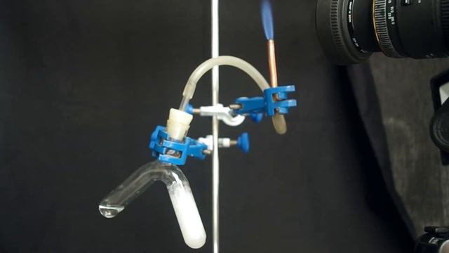 Получение и горение угарного газа в лаборатории / Laboratory synthes and burning of carbon monoxide смотреть онлайн