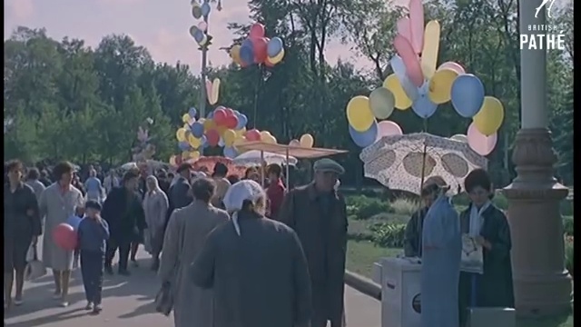 Moscow (1965) смотреть онлайн