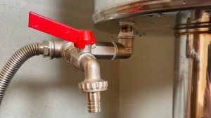 Правильное водоснабжение в бане   Горячая вода в мойке. Квадро овал 4х4,8м от Bochky